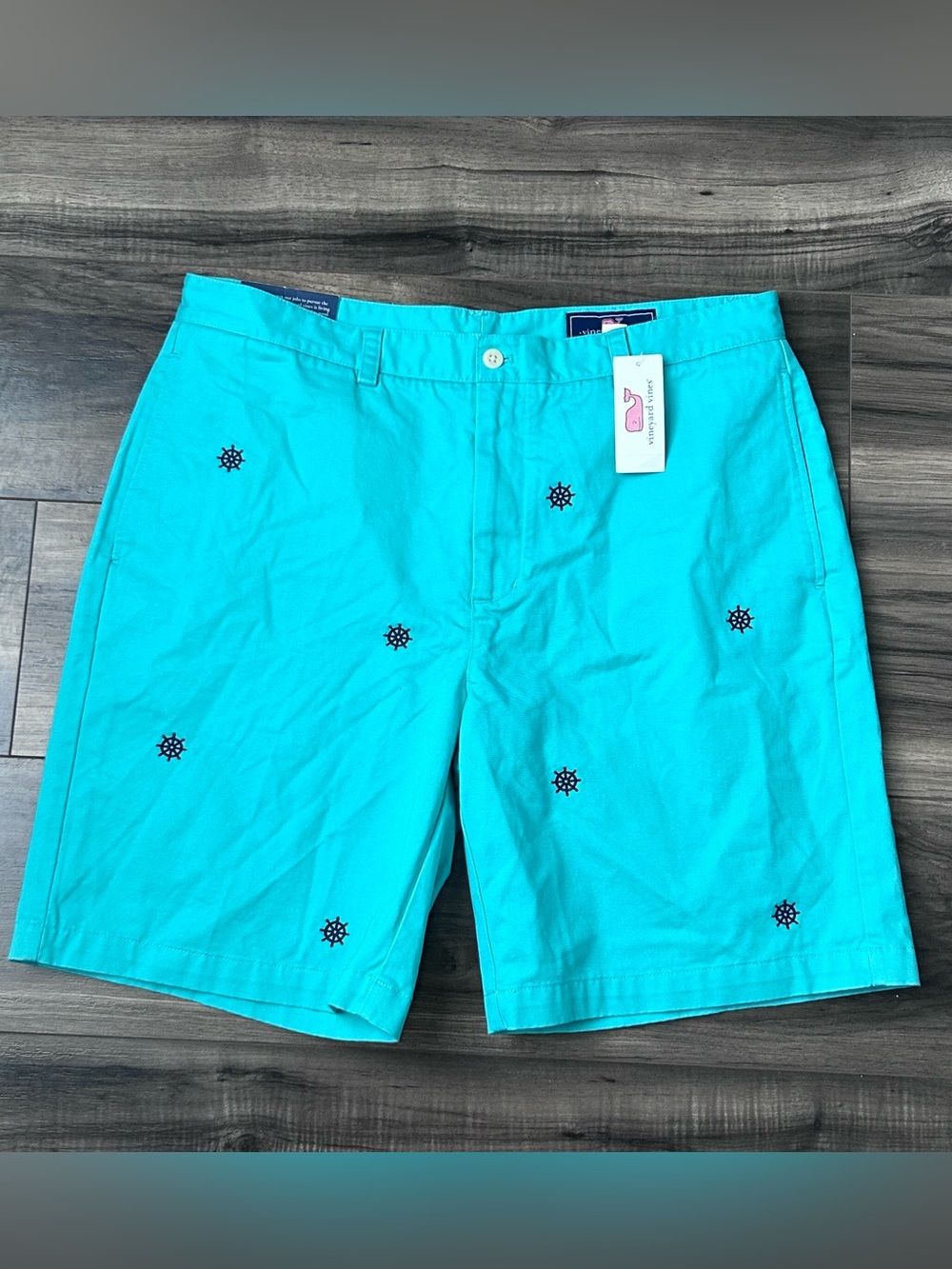 Vineyard Vines Mens Size 36 Club Shorts Embroidered Shipwheel Seafoam Blue Green